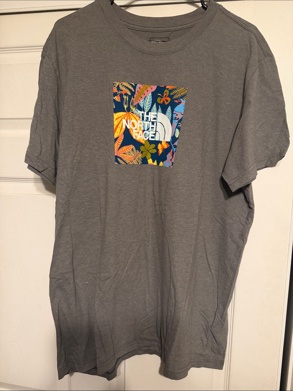 The North Face XL Tee